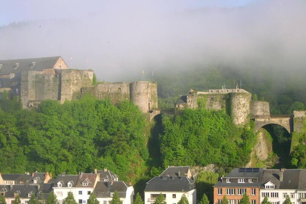 A Bouillon, Appartement Vintage Vue Sur Le Chateau Kültér fotó
